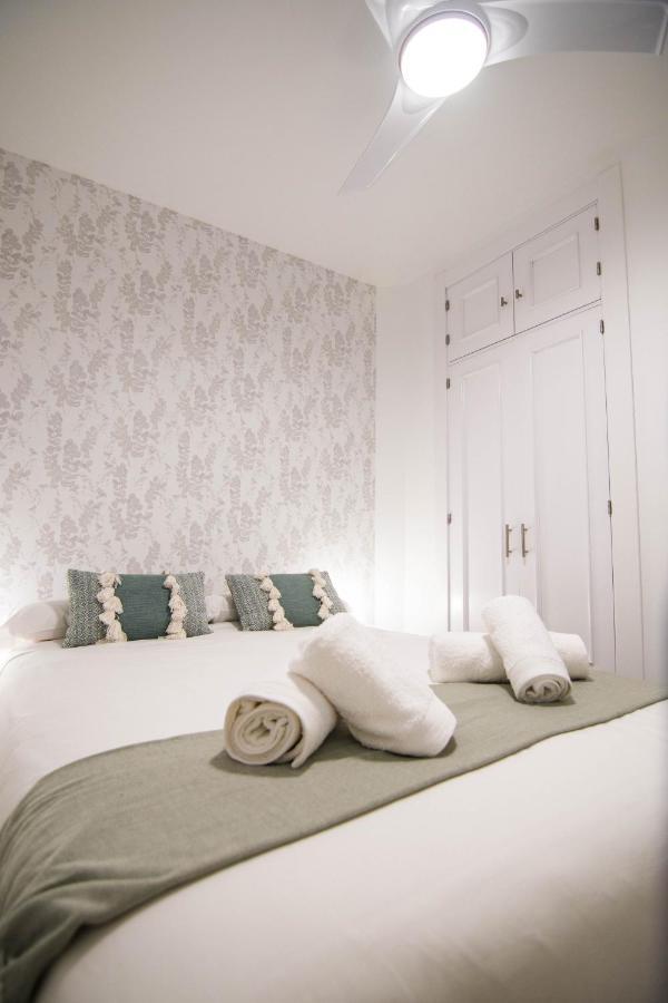 New! Luxury City Center & 2 Balconies Málaga Eksteriør bilde