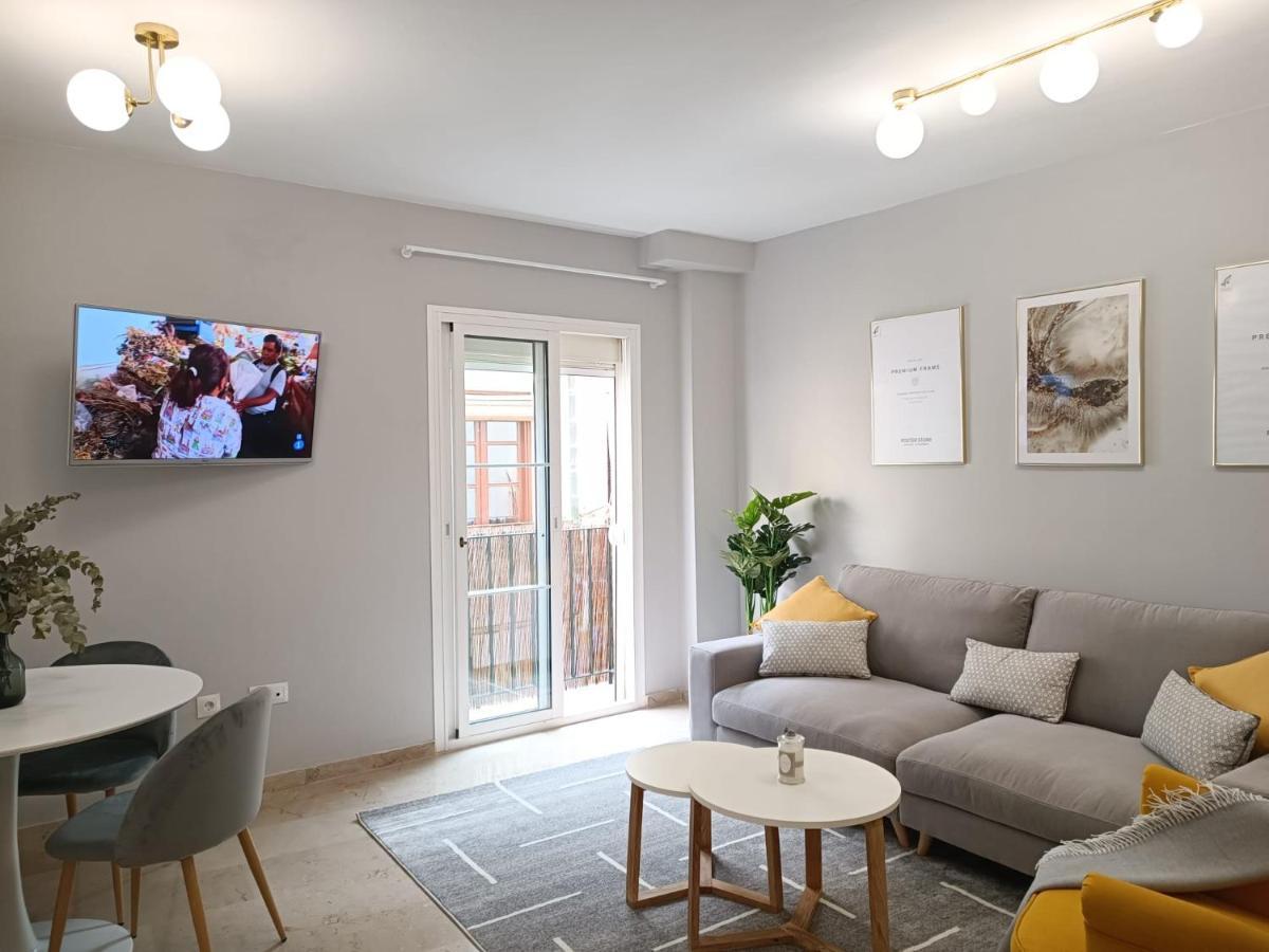 New! Luxury City Center & 2 Balconies Málaga Eksteriør bilde